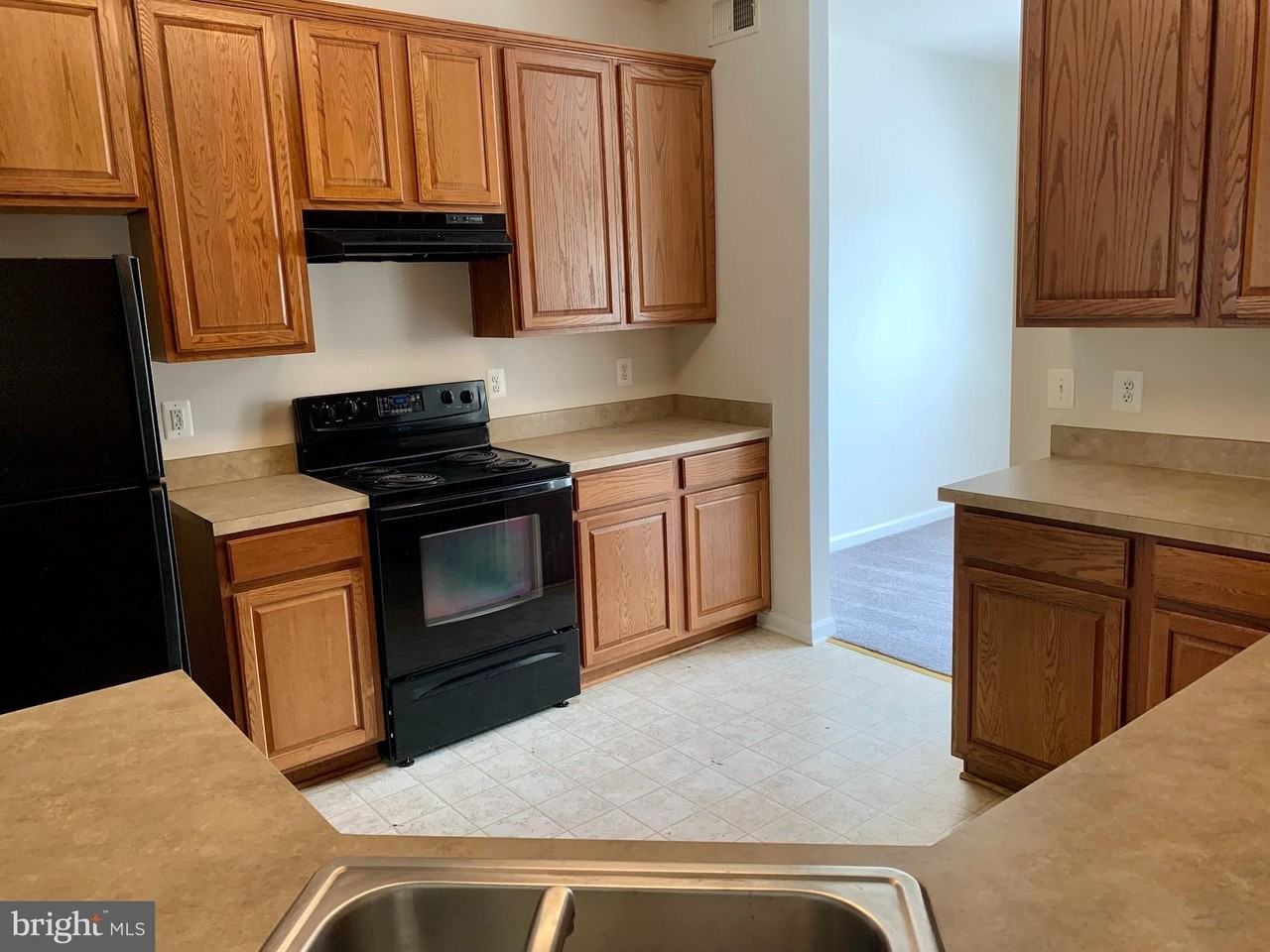 916 Persimmon Pl - Photo 2 of 23