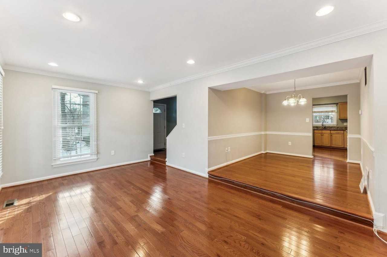 8624 Burling Wood Dr - Photo 5 of 28