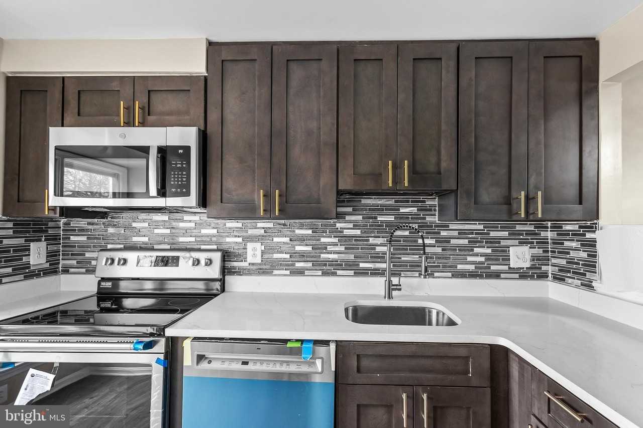 6185 Little Valley Way - Photo 6 of 30