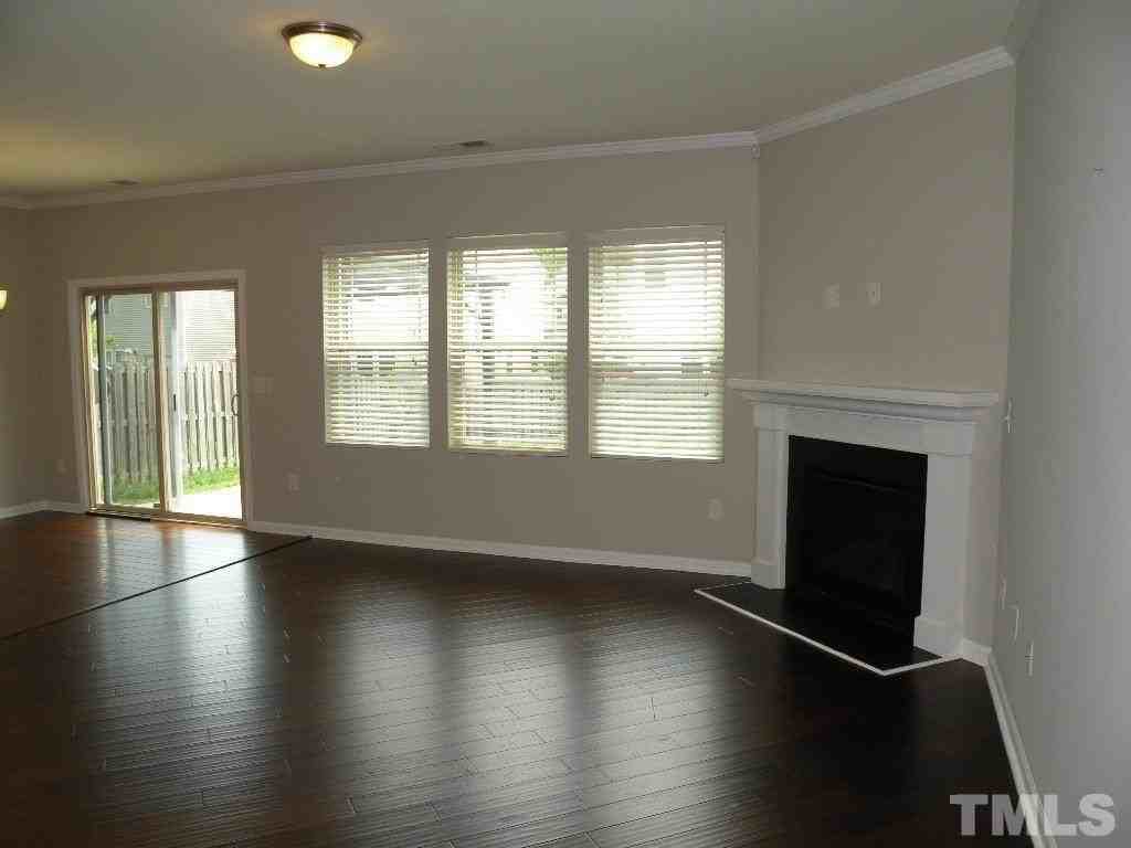2080 Tanners Mill Dr - Photo 2 of 20