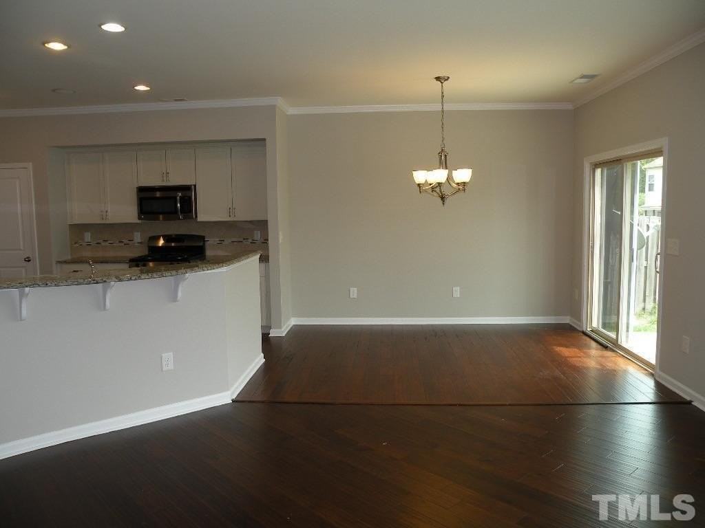 2080 Tanners Mill Dr - Photo 3 of 20