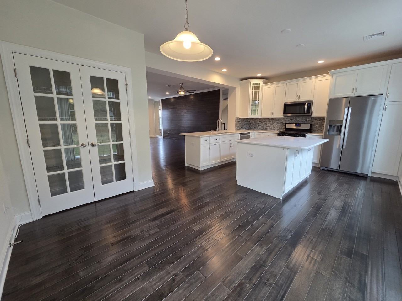 12 Putnam Ln - Photo 7 of 33