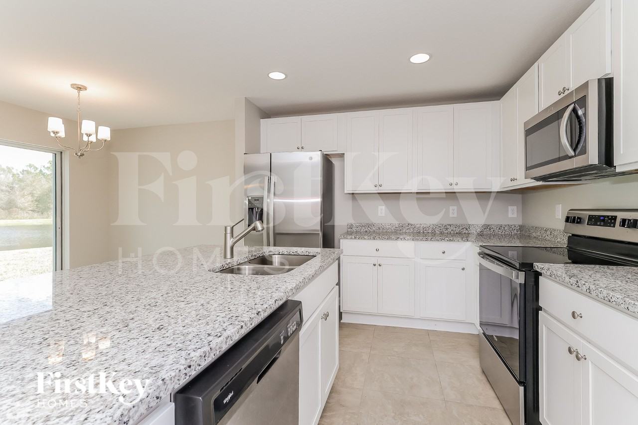 241 Southern Breeze Loop - Photo 5 of 15