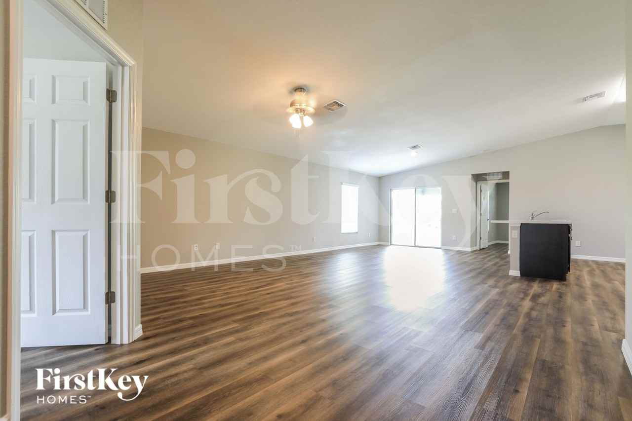 22586 Laika Ave - Photo 2 of 16