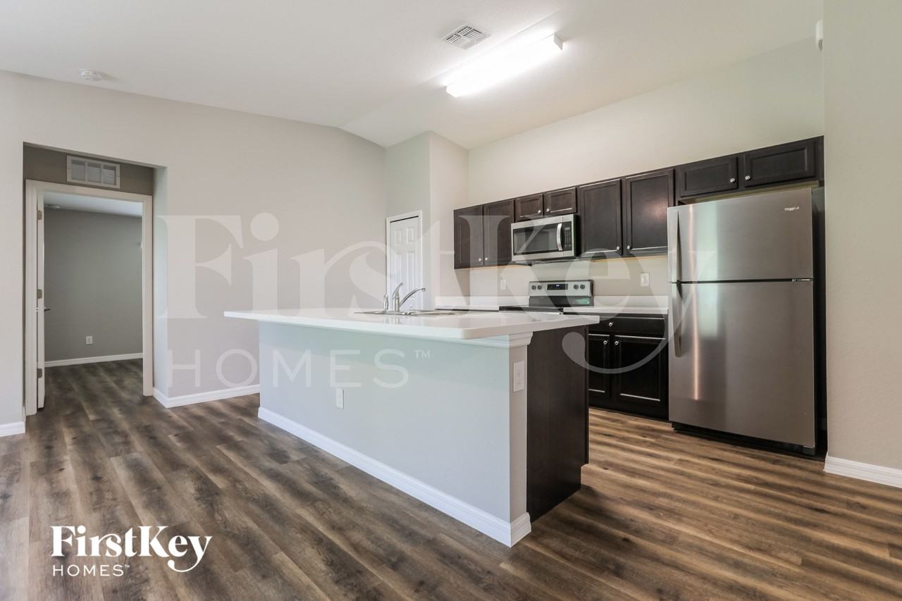 22586 Laika Ave - Photo 5 of 16