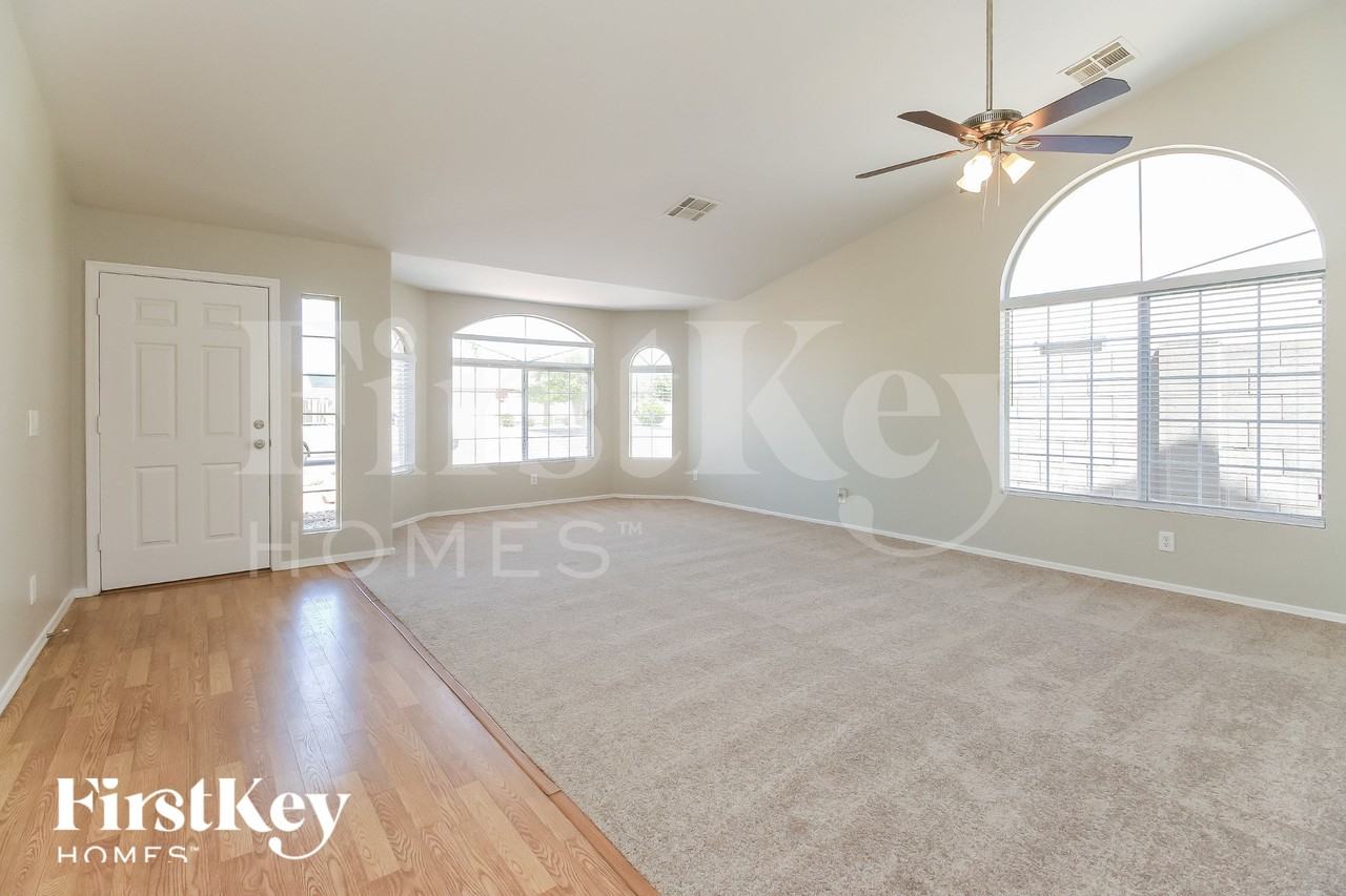 3645 E Shapinsay Dr - Photo 7 of 15