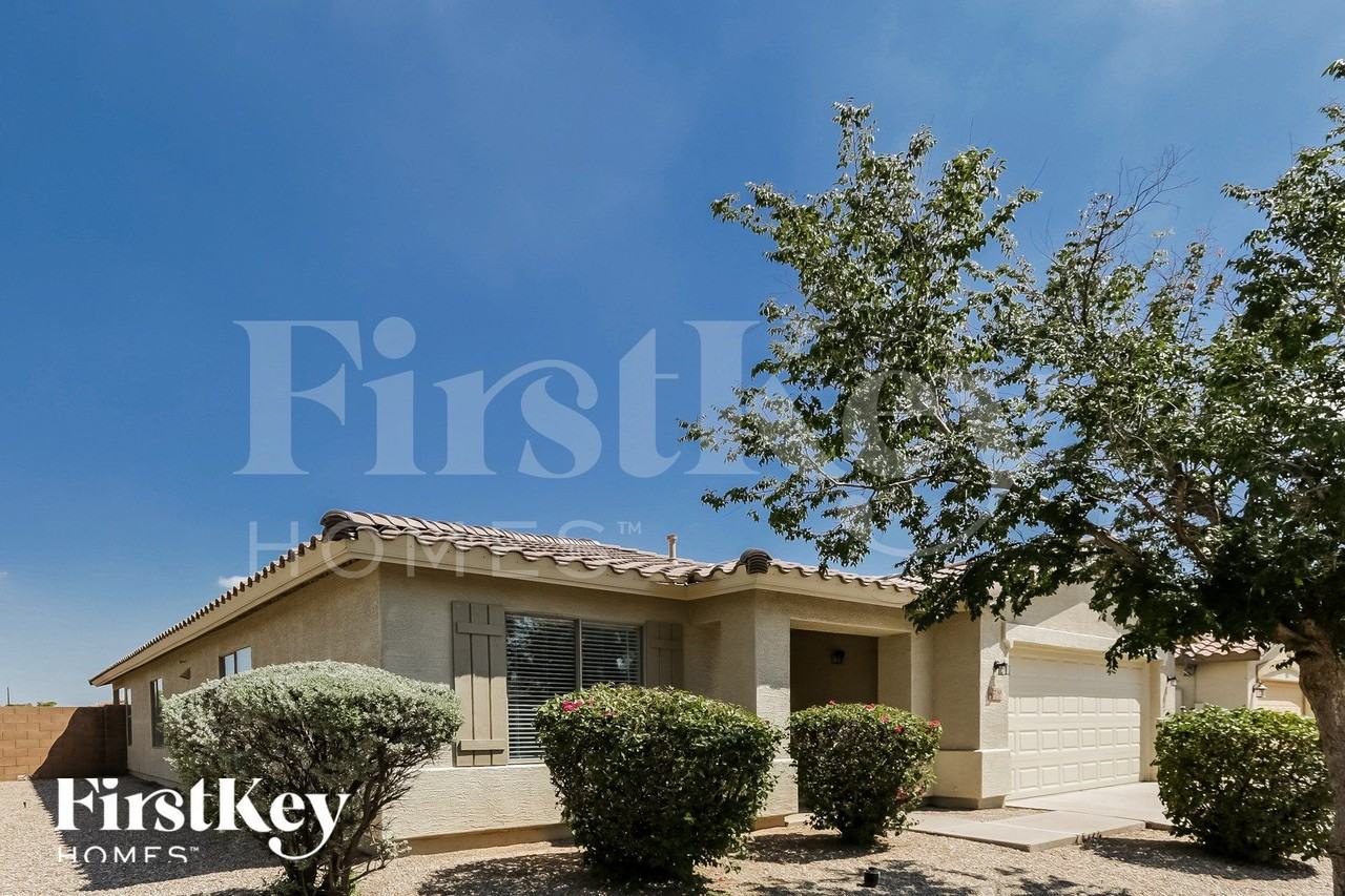 2230 W Burgess Ln - Photo 2 of 15