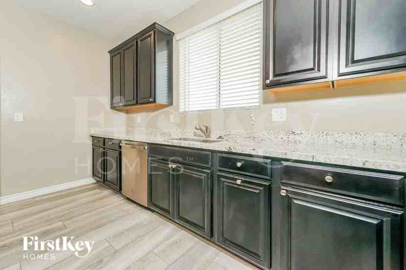 6950 Denio Island St - Photo 4 of 15