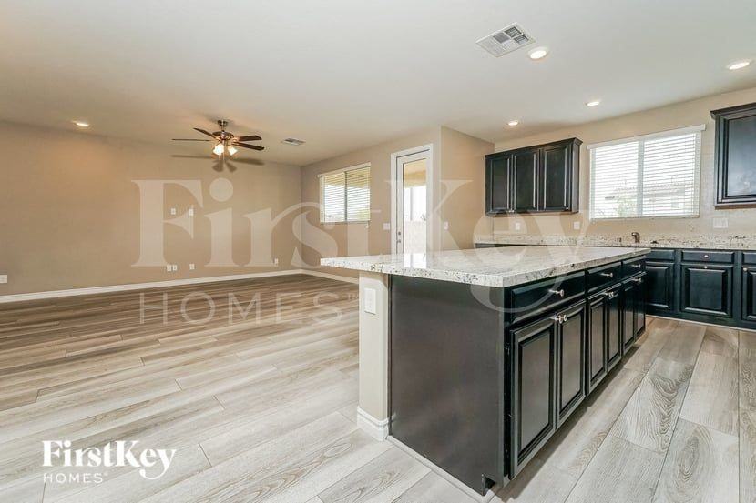 6950 Denio Island St - Photo 6 of 15