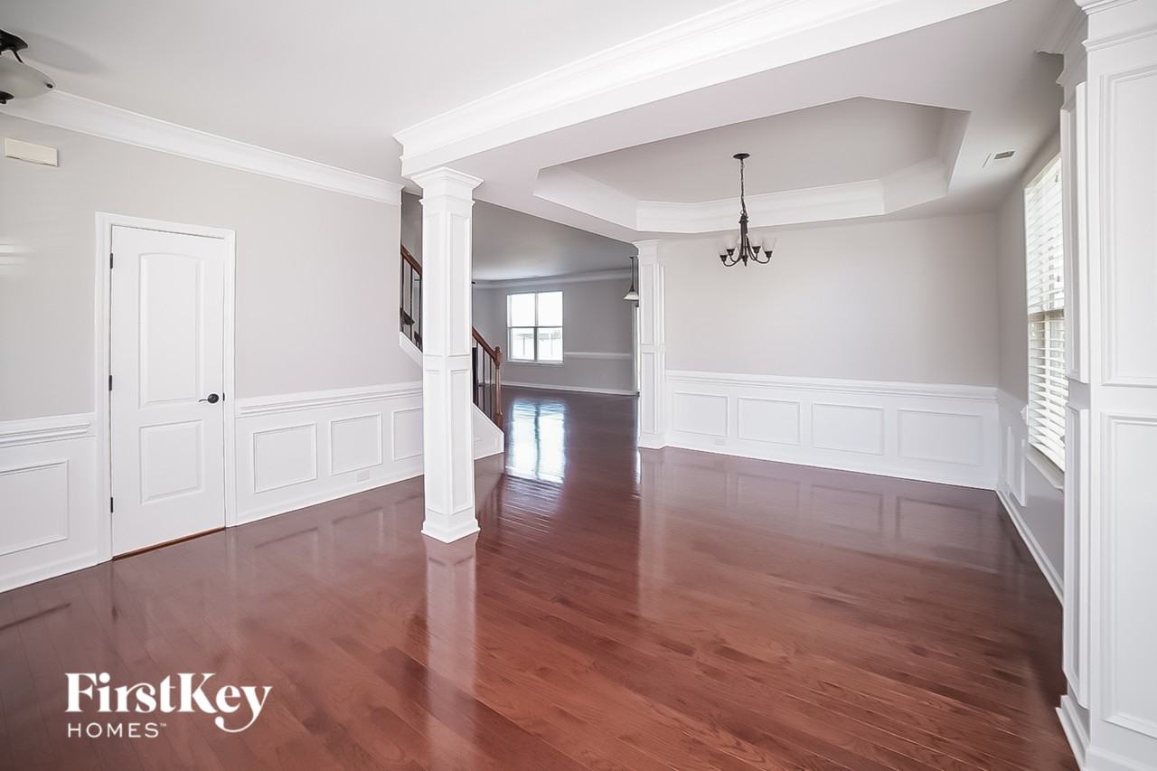 133 Glenmoor Ave - Photo 7 of 15