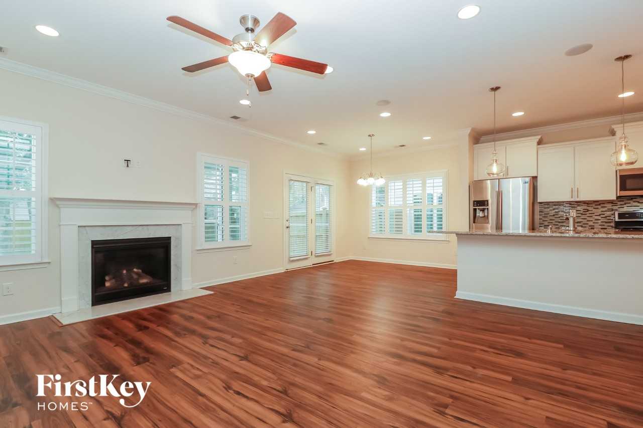 1655 Emmets Rd - Photo 3 of 15