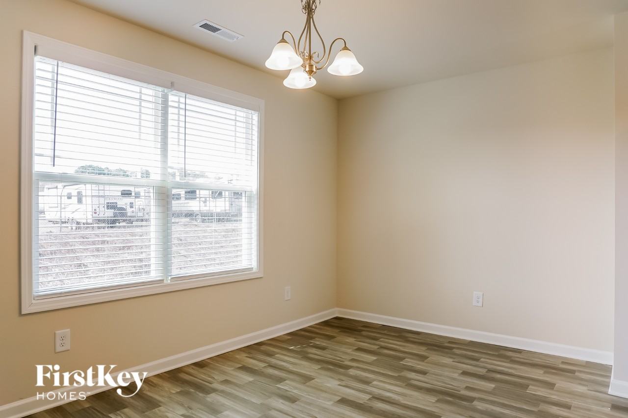 84 Winter Red Way - Photo 5 of 15