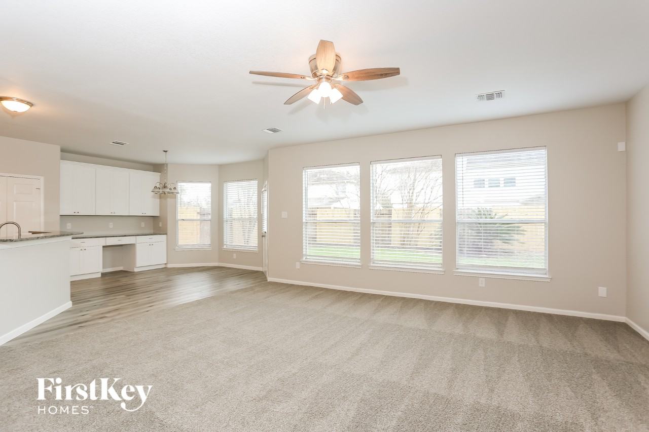 3526 Paintedfern Pl - Photo 4 of 15