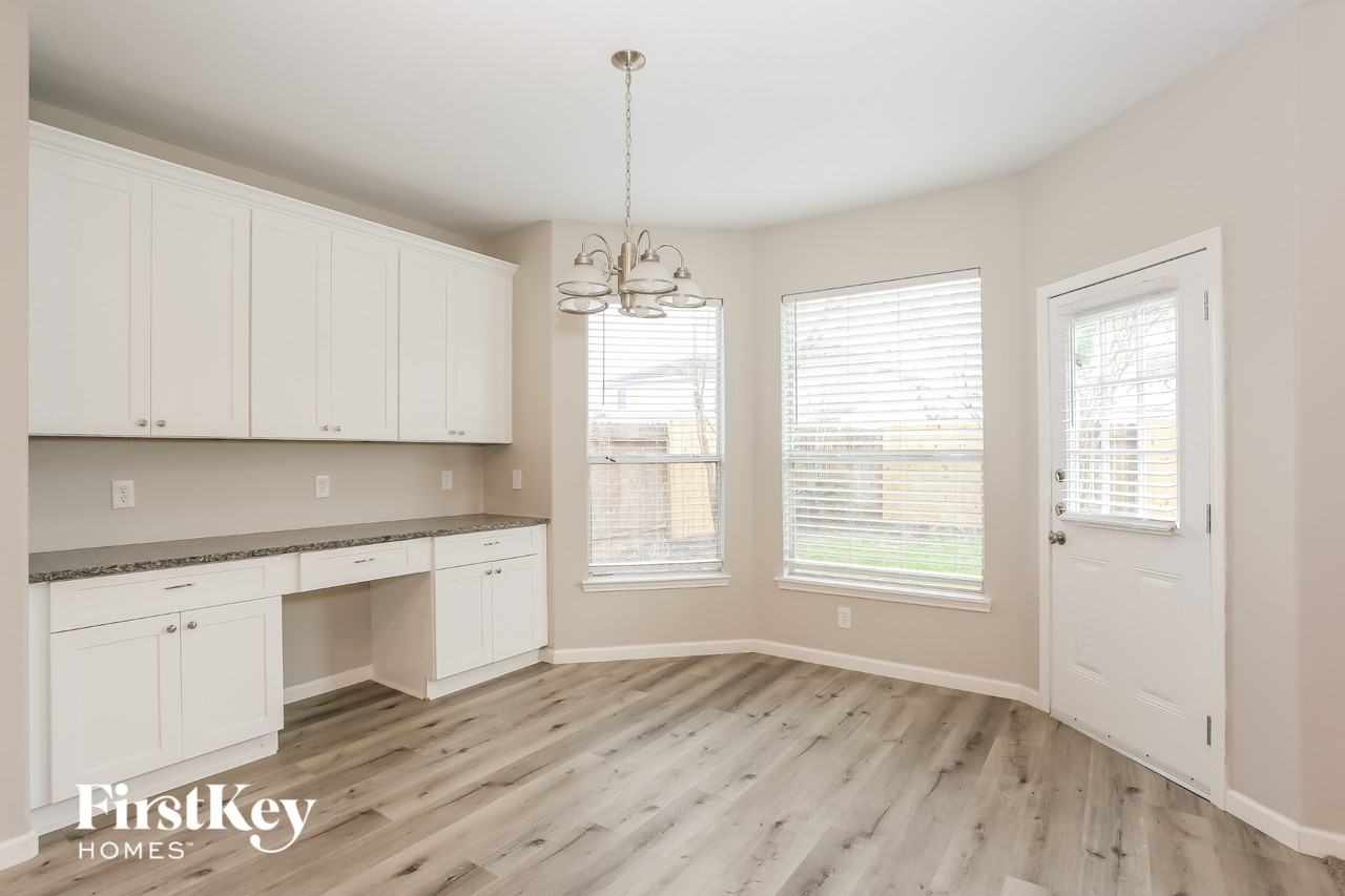 3526 Paintedfern Pl - Photo 5 of 15