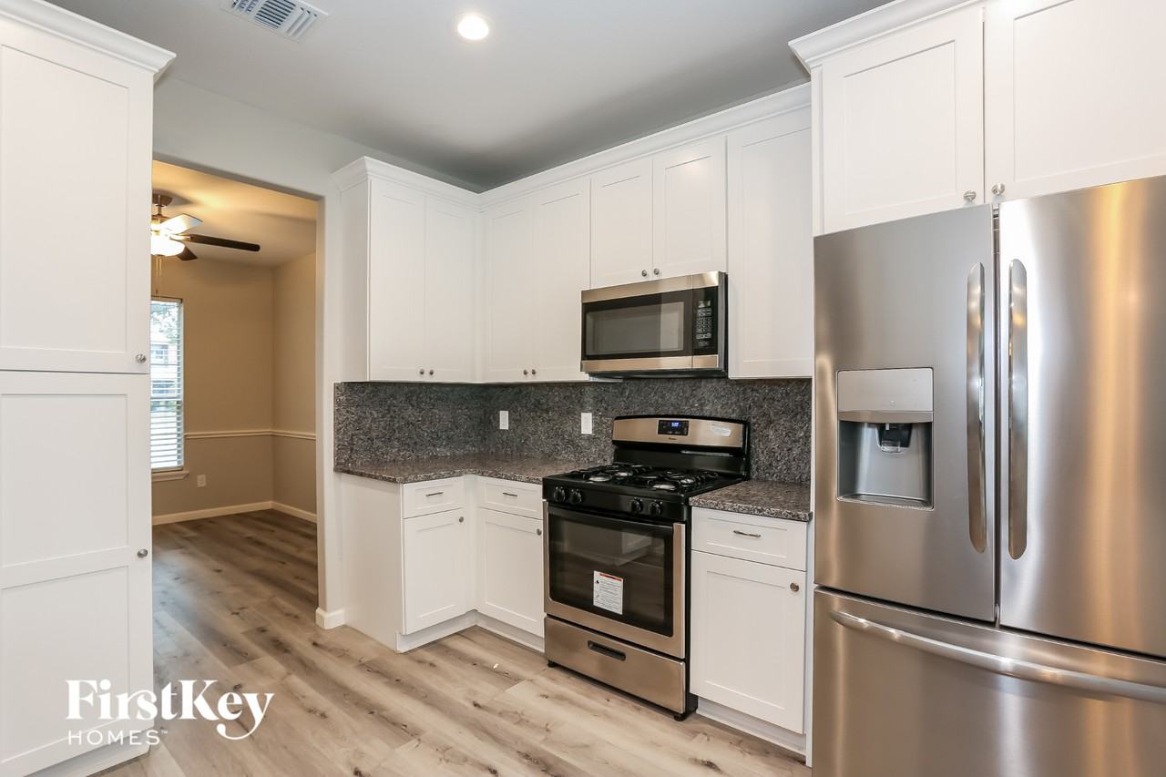 3526 Paintedfern Pl - Photo 6 of 15