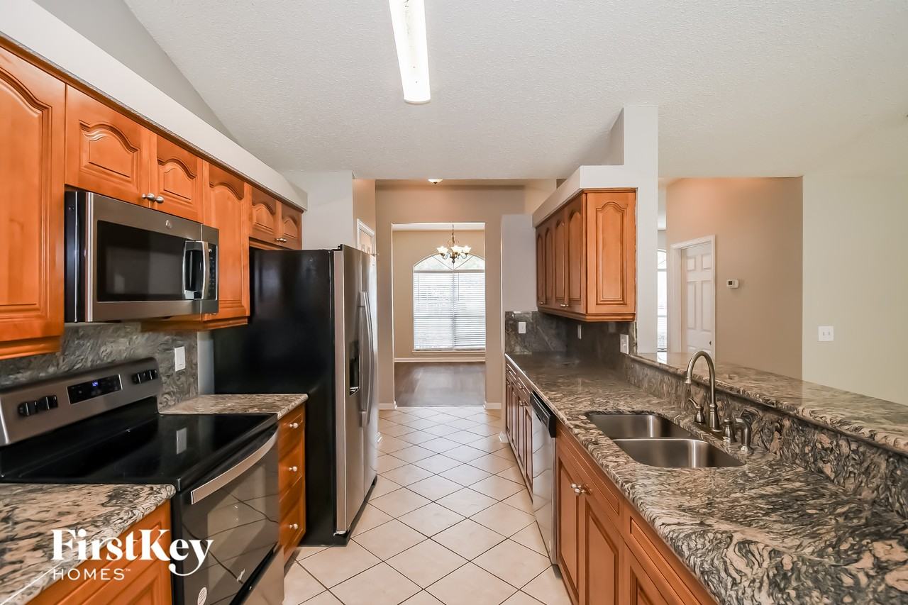 2985 Chase Ridge Dr - Photo 6 of 15