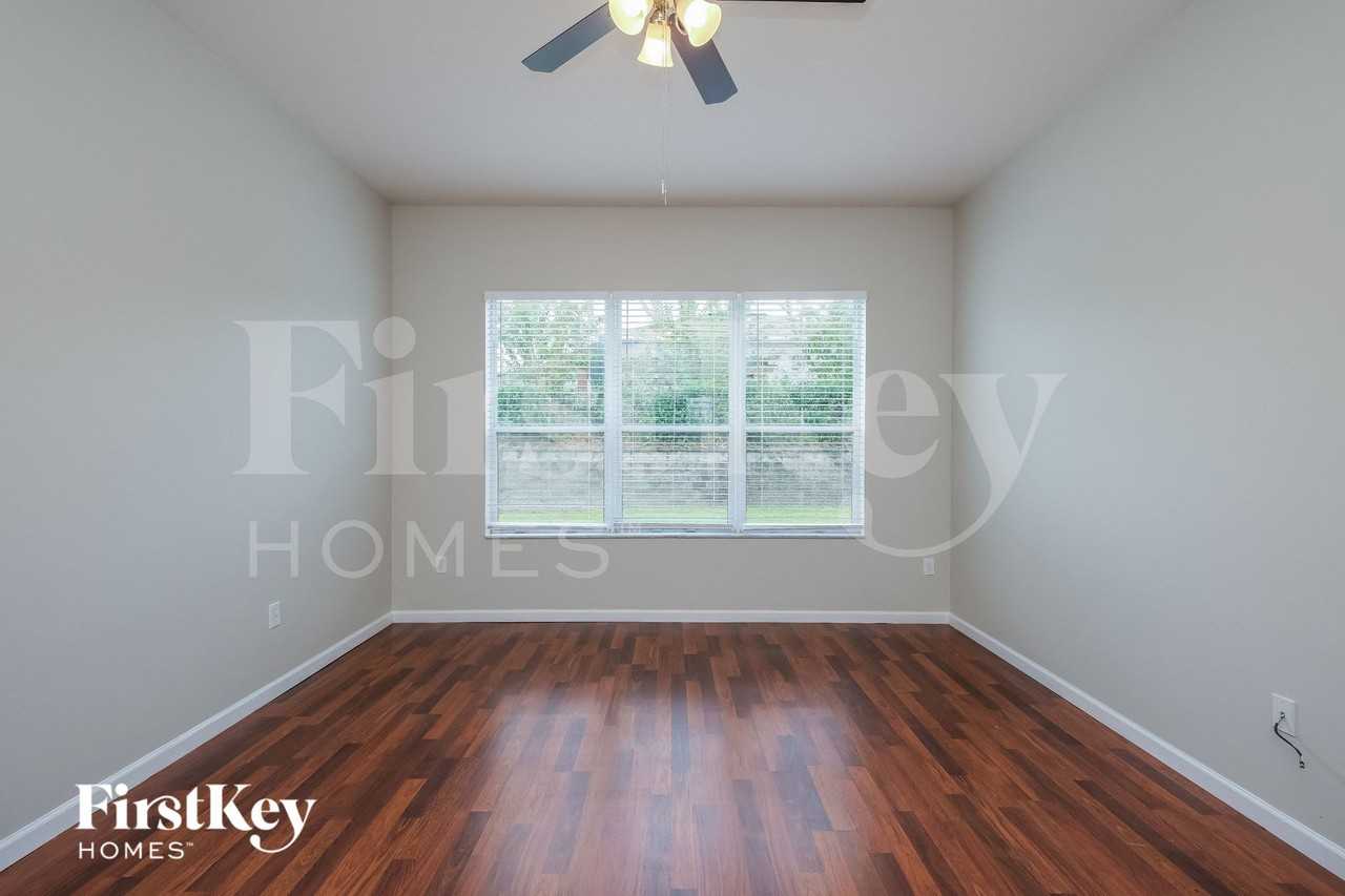 2018 Heartland Cir - Photo 7 of 15