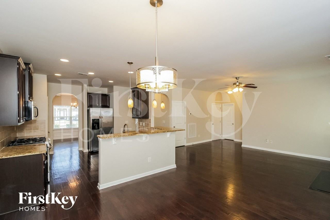 34 Wedge Wood Way - Photo 2 of 15