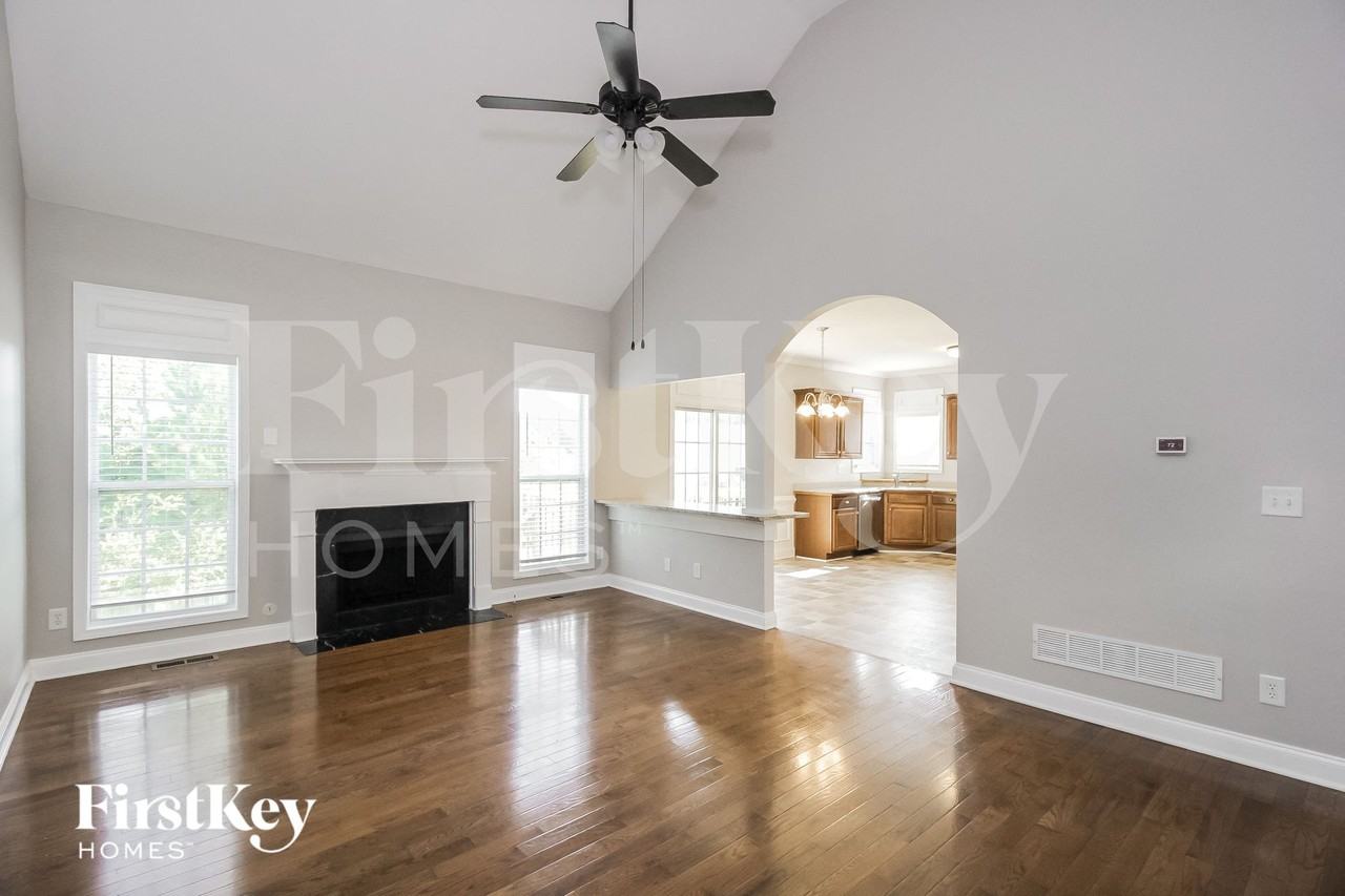 31 Barnsley Village Dr - Photo 3 of 15