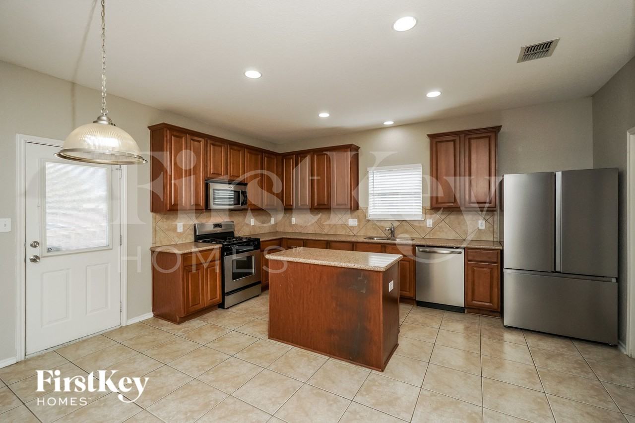 1157 Kite Cor - Photo 5 of 16