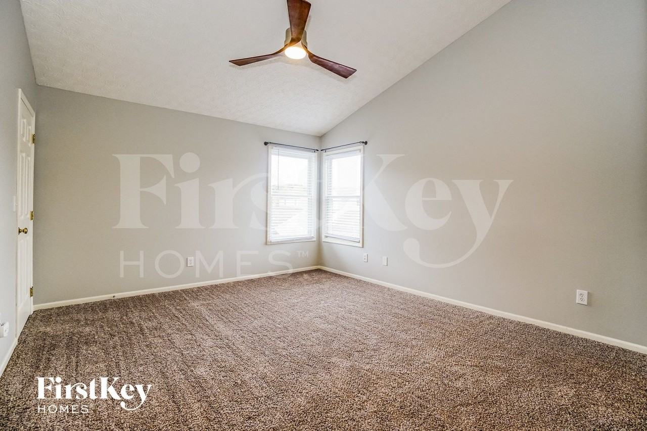 2973 Seeger St - Photo 7 of 15