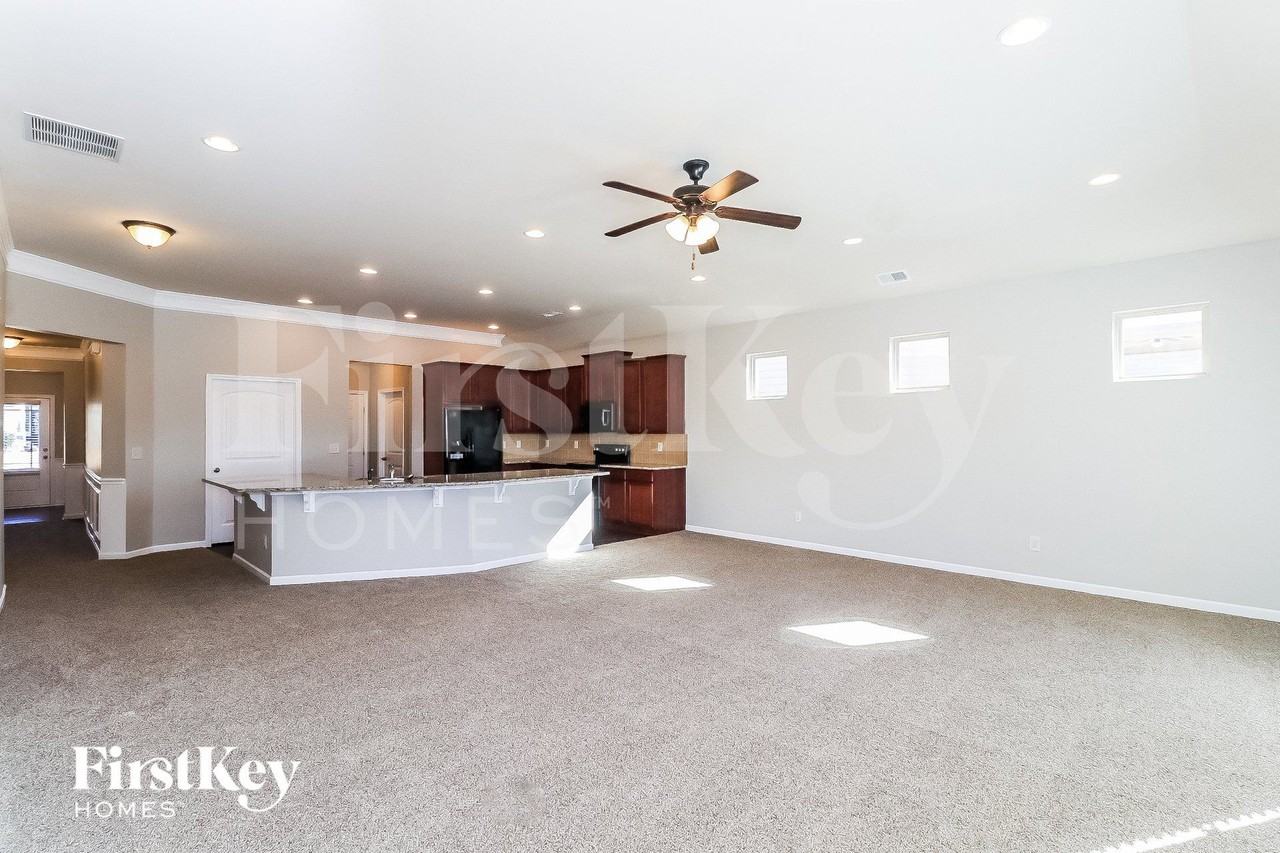 510 Country Ridge Dr - Photo 4 of 15