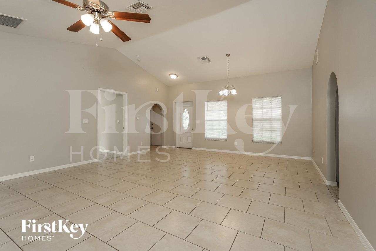 9193 Tangelo Blvd - Photo 3 of 15