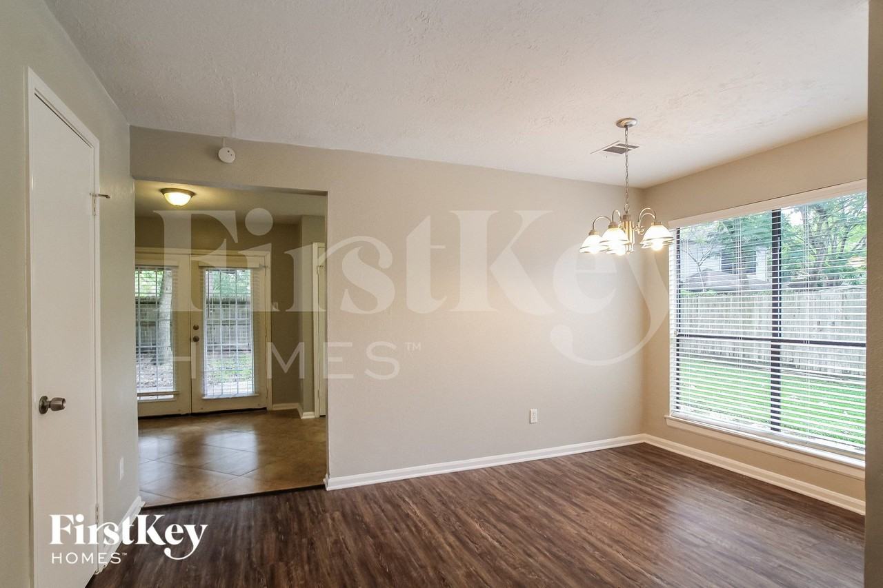 7774 High Village Dr - Photo 4 of 15