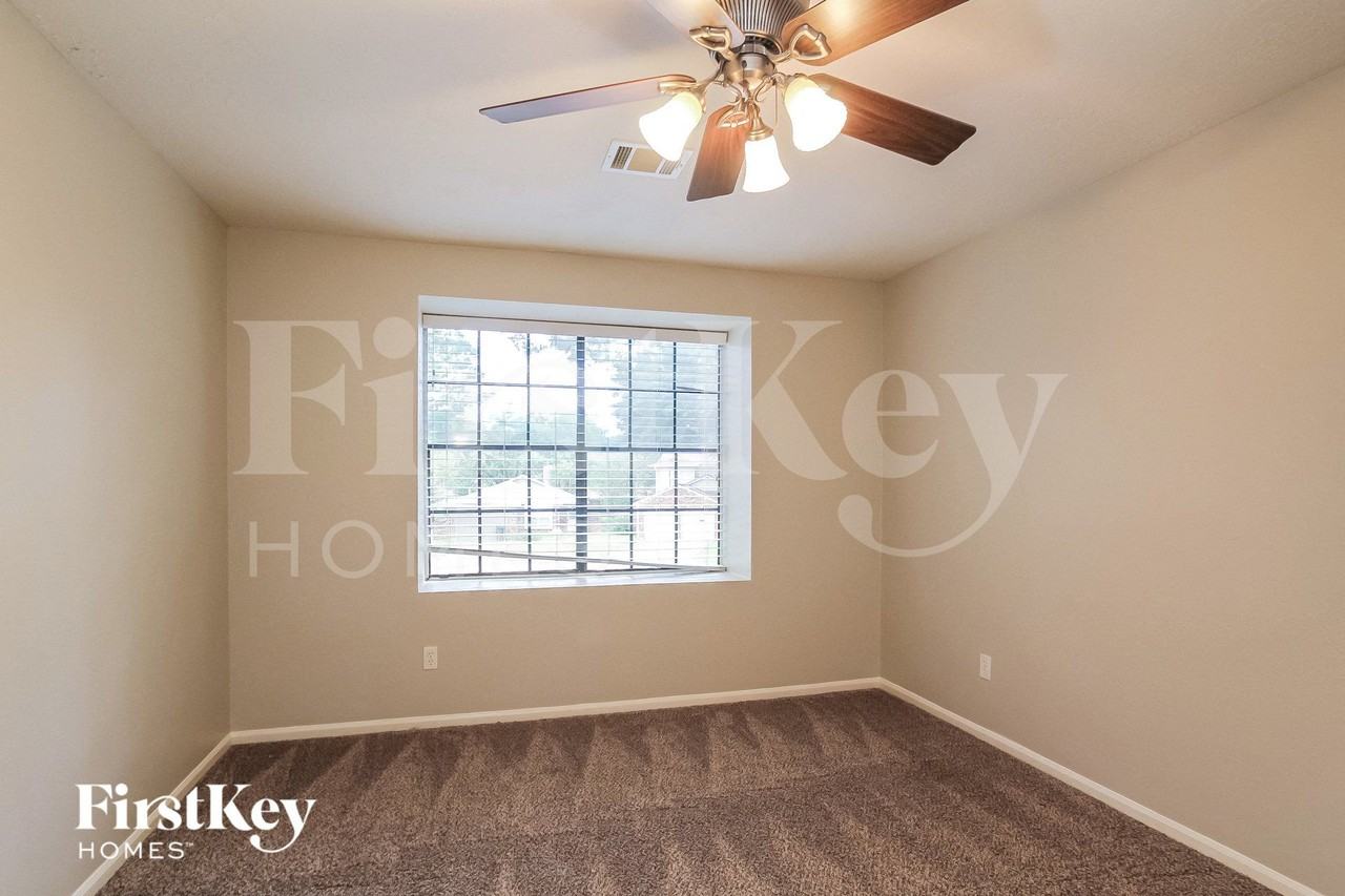 7774 High Village Dr - Photo 7 of 15