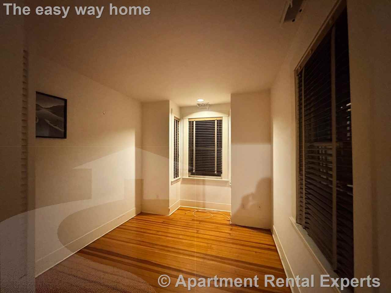 339 Broadway #1R1stFL - Photo 4 of 10