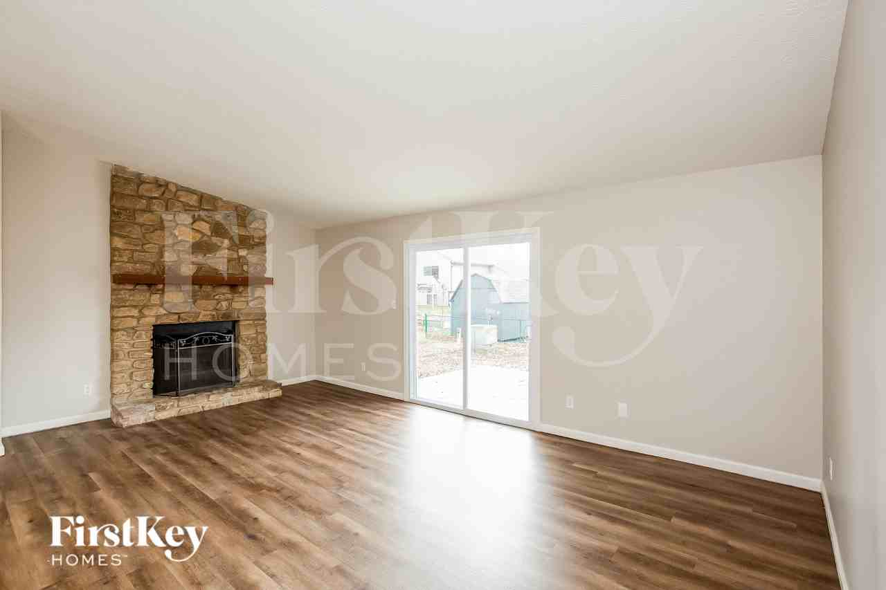 5893 Beau Jardin Dr - Photo 3 of 15