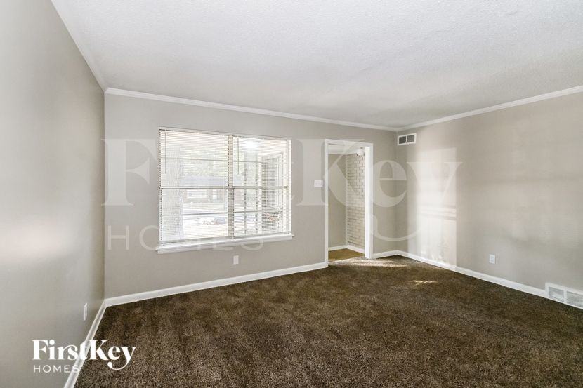 1620 Hester Rd - Photo 2 of 16