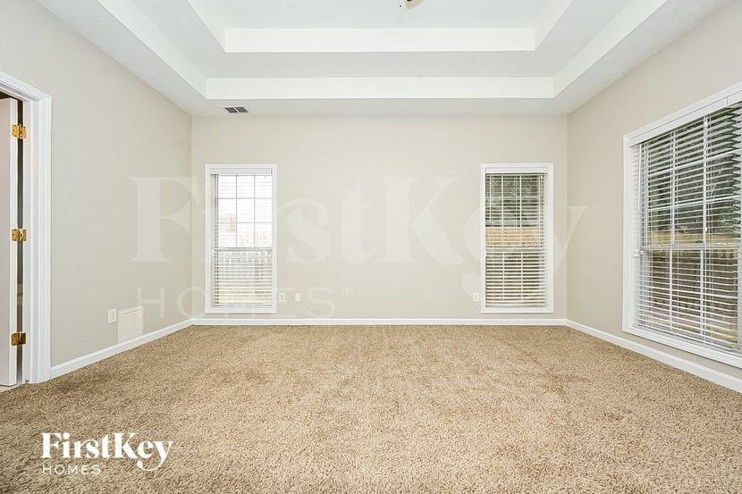 115 Willow Hill Ln - Photo 7 of 15