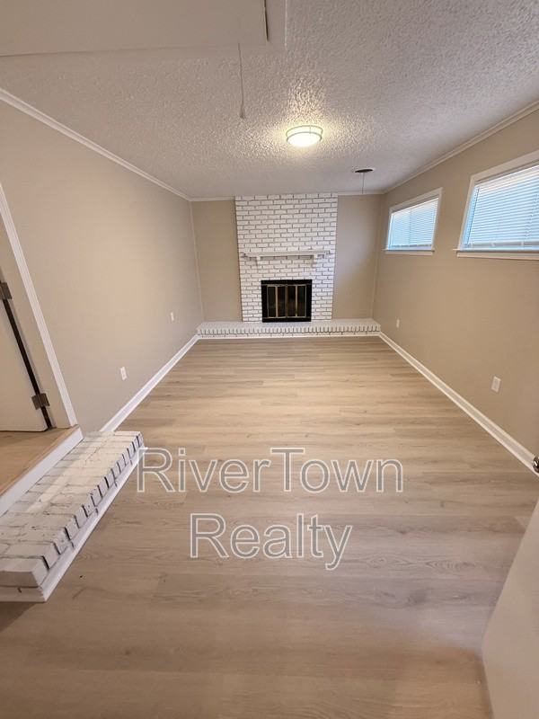 2593 Sandpiper Ave - Photo 5 of 24