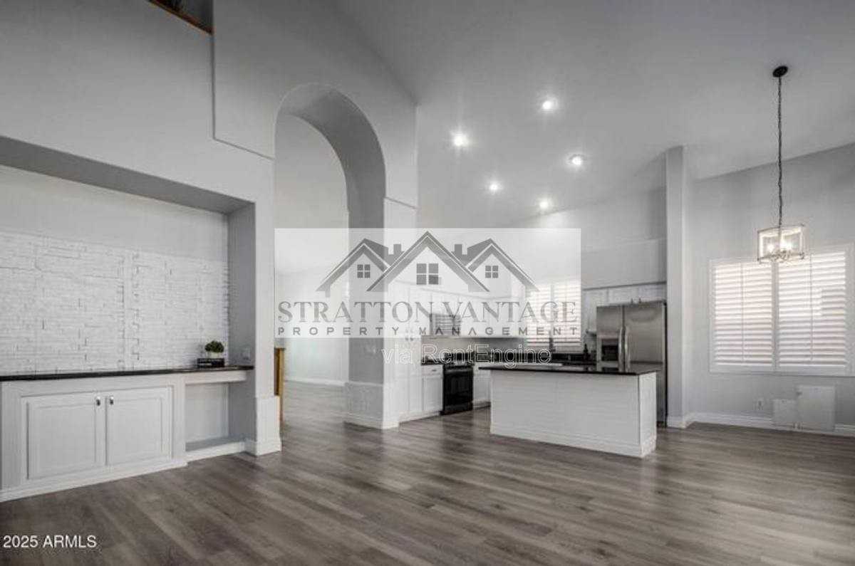 2900 E Riviera Pl - Photo 2 of 10