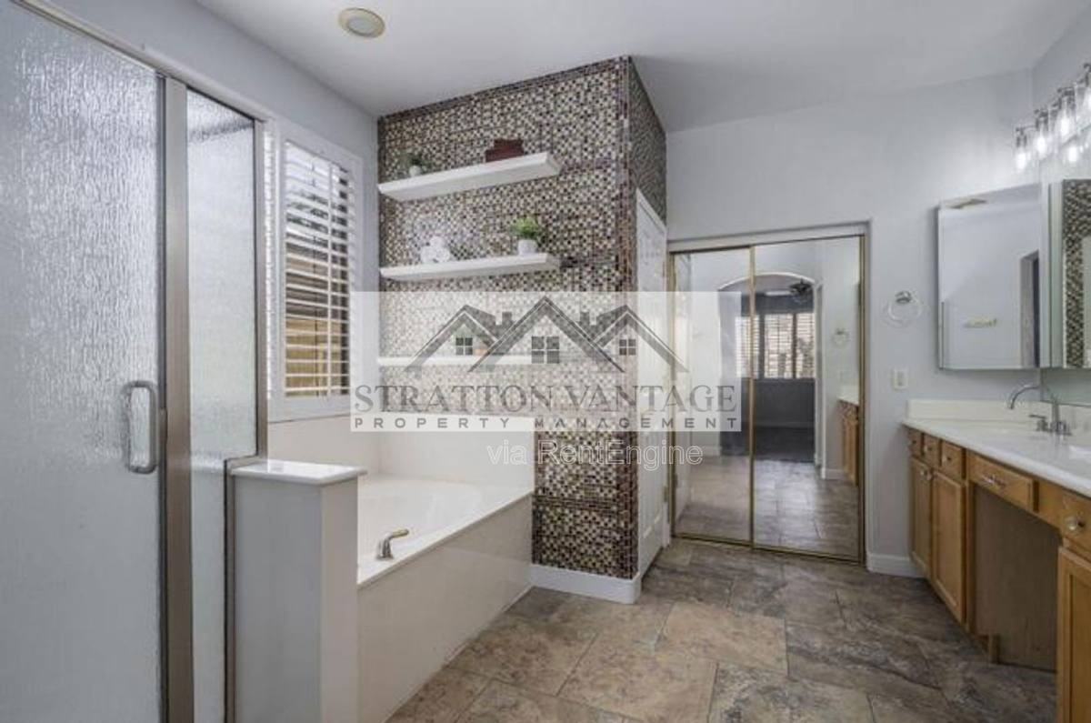 2900 E Riviera Pl - Photo 3 of 10