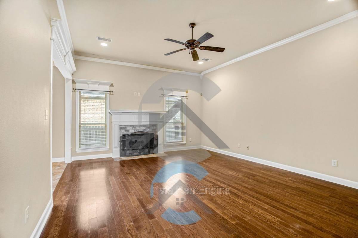 33 Kanis Creek Pl - Photo 3 of 10