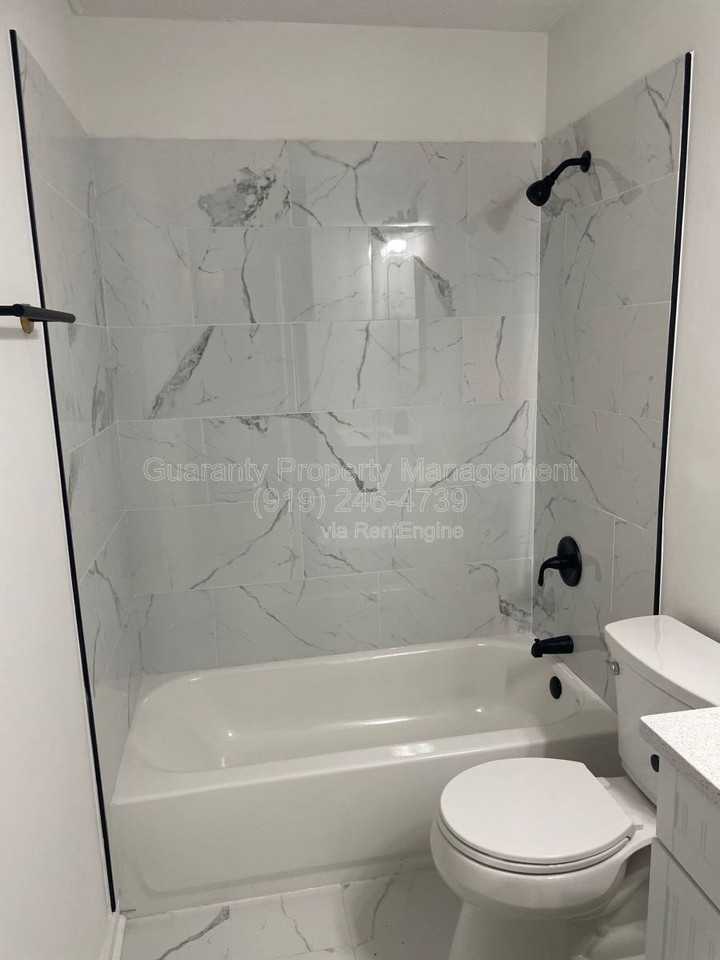 8029 Mcguire Dr - Photo 7 of 10