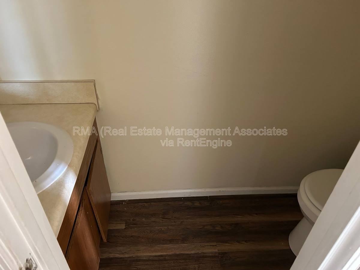 108 Westwind Ct - Photo 3 of 6