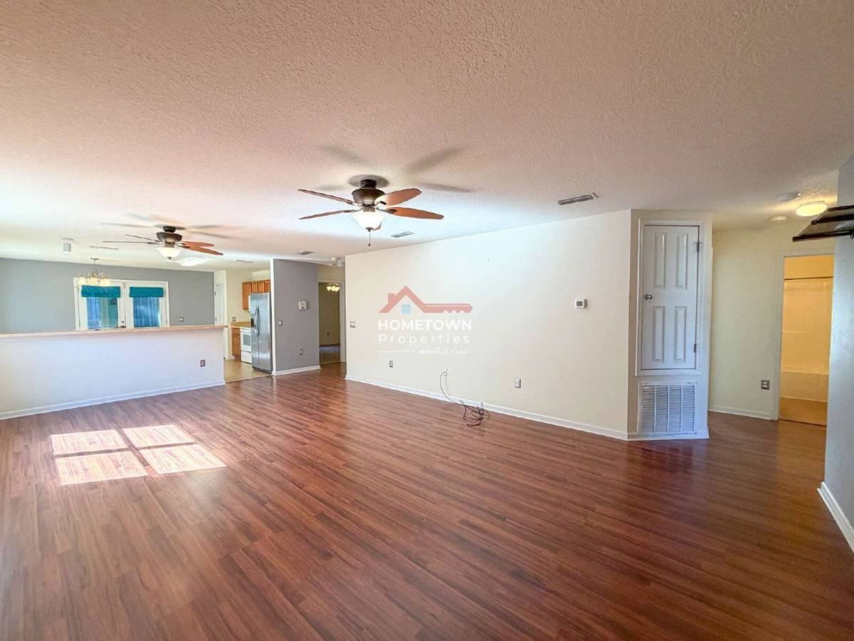 10645 Senegal Dr - Photo 2 of 10