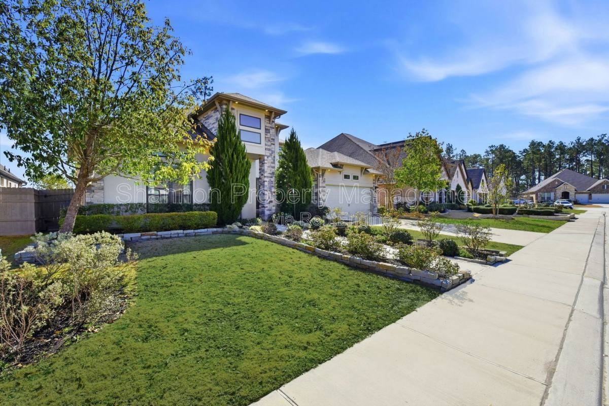 15314 Viviente Dr - Photo 3 of 10