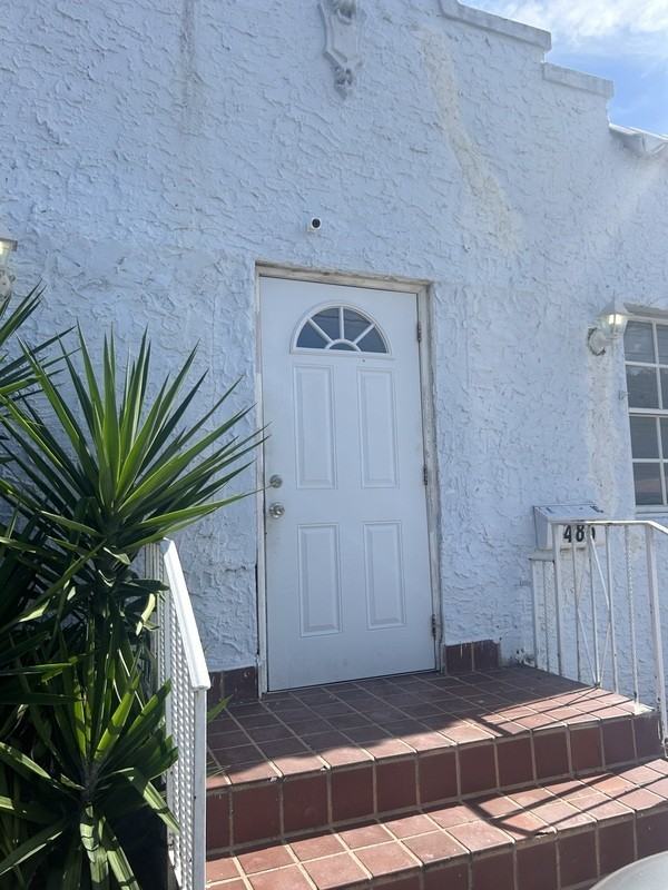 485 Nw 25th Ct - Photo 2 of 32