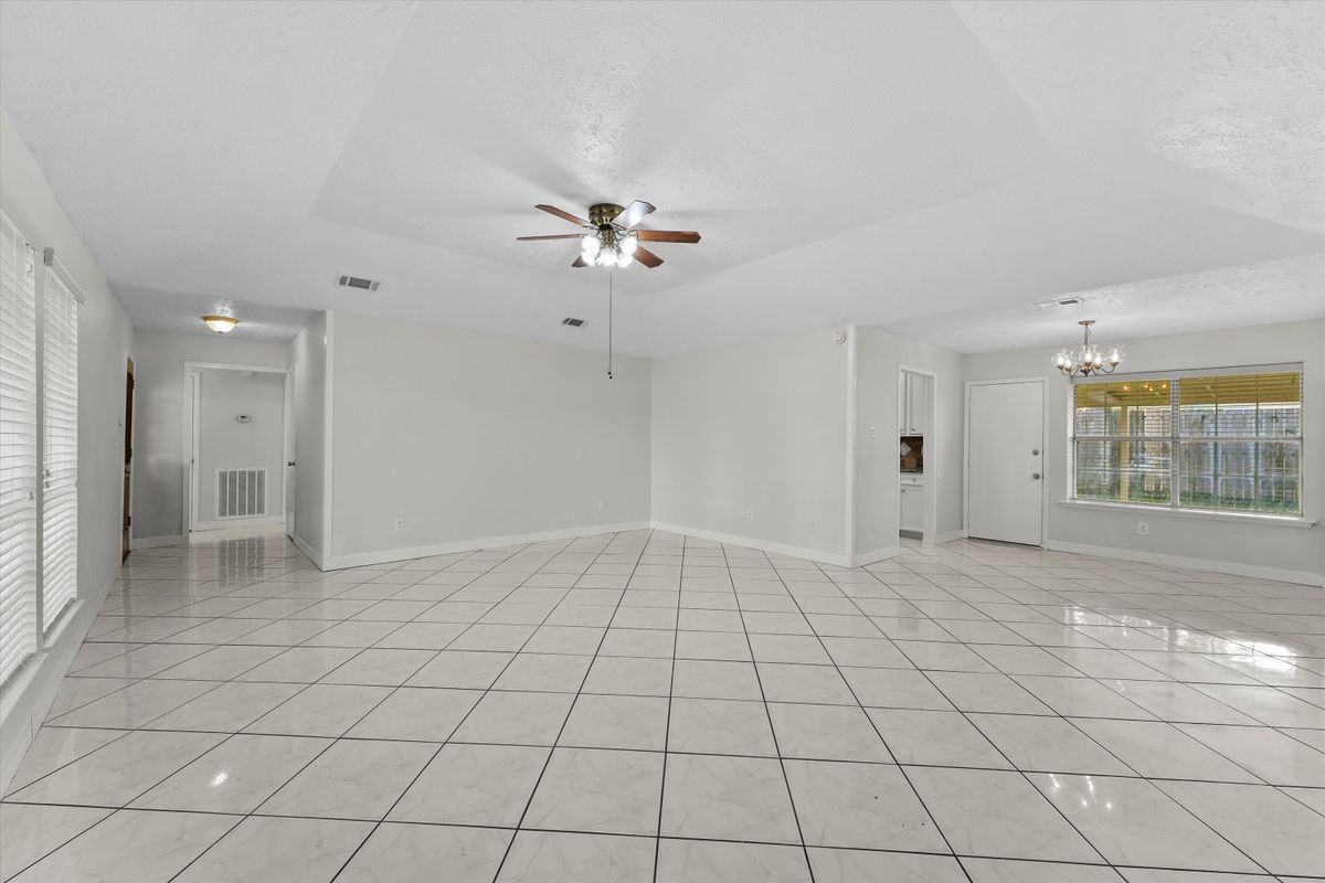 7314 Ridgeberry Dr - Photo 2 of 19