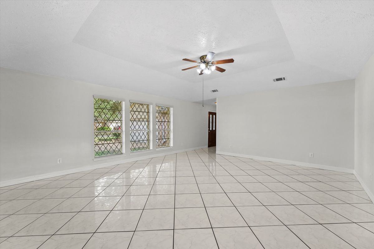 7314 Ridgeberry Dr - Photo 3 of 19