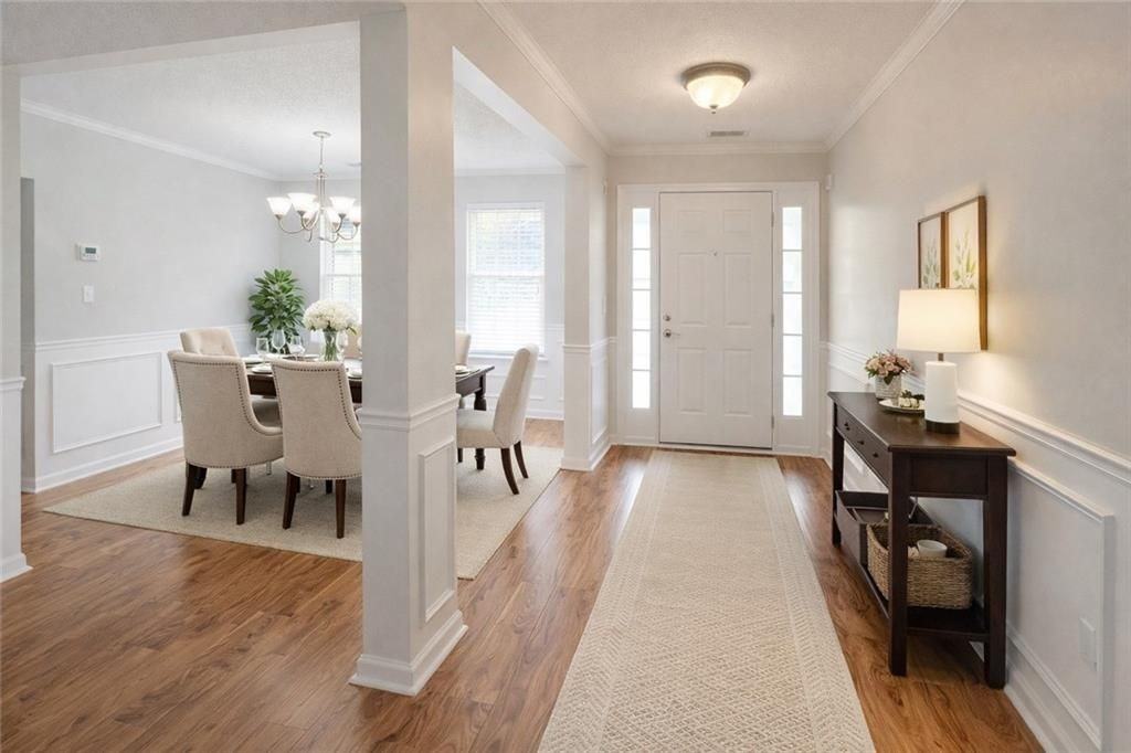 728 Denise Ct - Photo 3 of 17