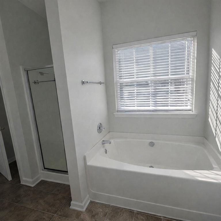 728 Denise Ct - Photo 7 of 17