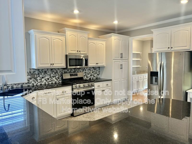 10900 W 144th St - Photo 7 of 50