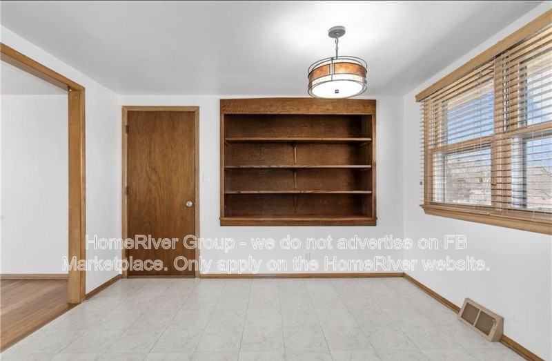 1204 Ne 68th Ter - Photo 5 of 18