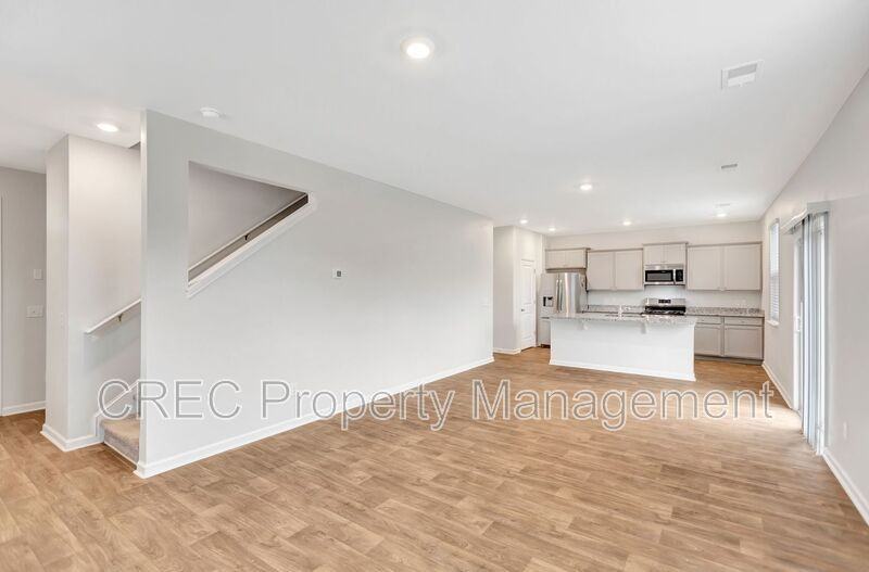 575 Wayton Cir - Photo 5 of 33