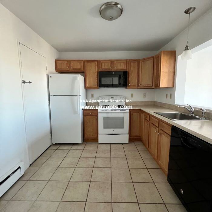 Eleanor St #20 - Photo 2 of 16